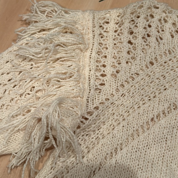 BCBG Generation cotton and rayon light weight sweater - Picture 7 of 9